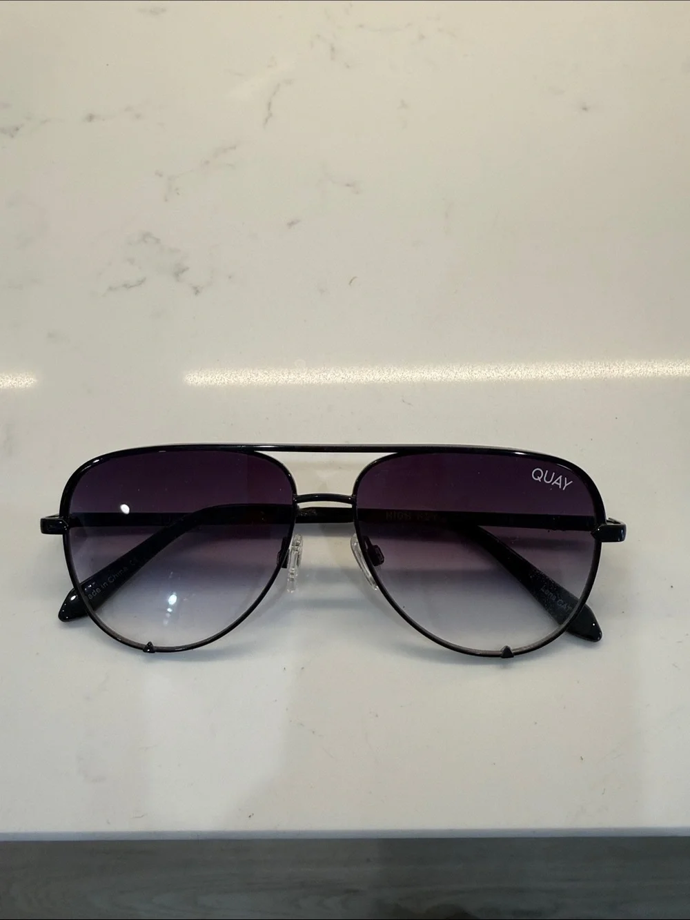 Quay Australia Black Aviator Sunglasses with Gradient Purple Lenses